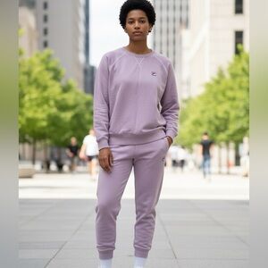 Vintage Fila Women's Lavender Sweatshirt
